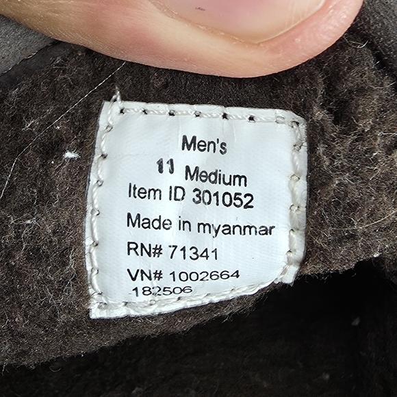 L.L.Bean Men\'s 11 Wicked Good Moccasins Brown Suede Shearling Slippers Shoes main image 9